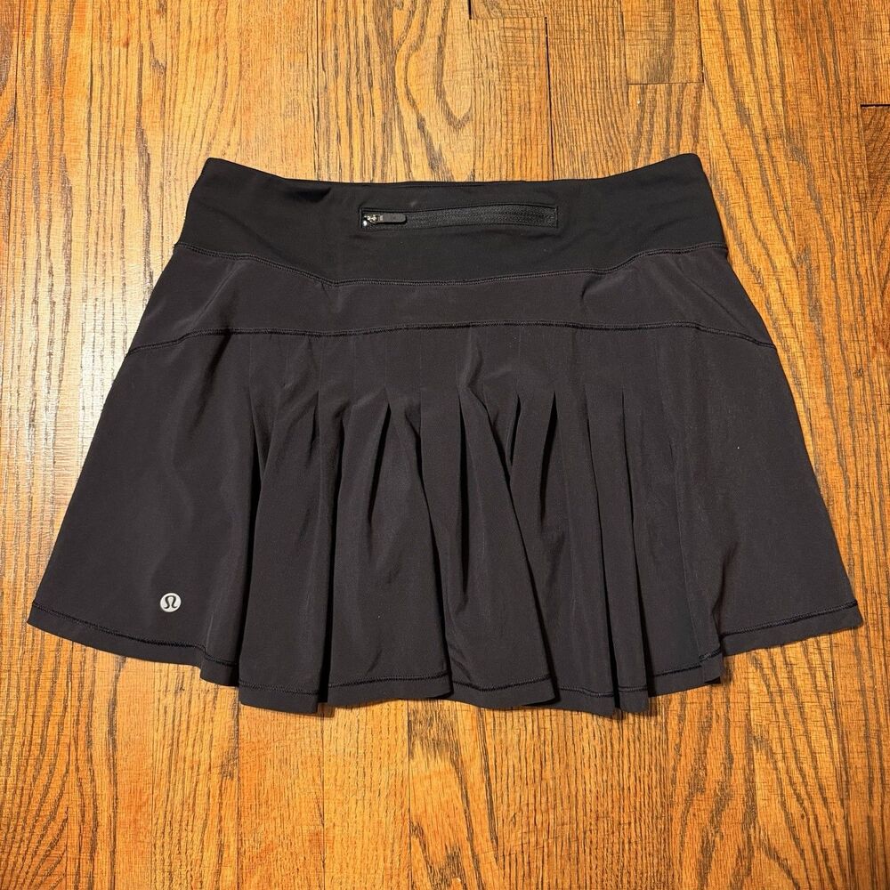 Lululemon Circuit Breaker Skirt Size 6 Black Lined Run Tennis